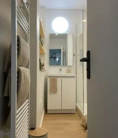 Joli Appartement Avec Parking - Proche Centre Ville Chartres Buitenkant foto
