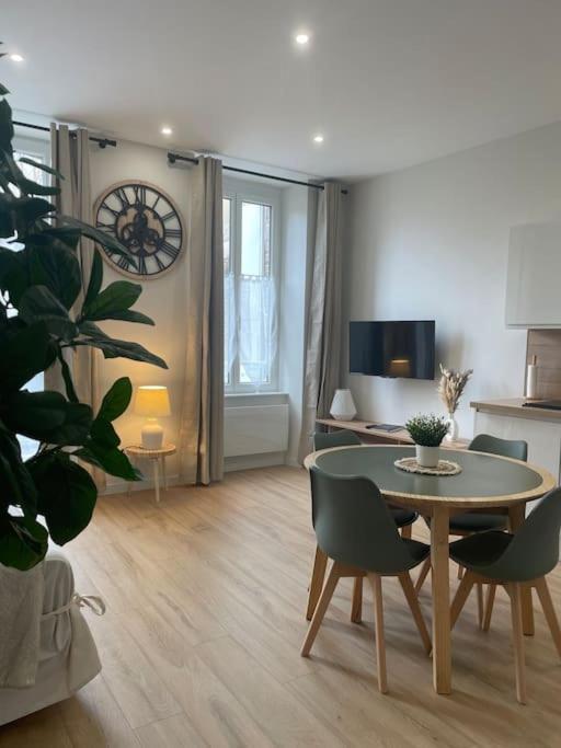 Appartement Joli Avec Parking - Proche Centre