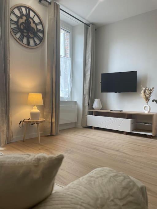 Joli Avec Parking - Proche Centre Appartement *